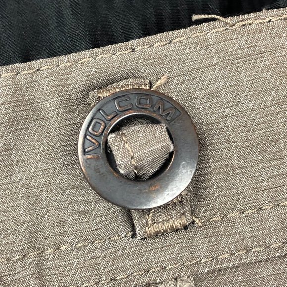 Volcom Tan Coastal Beachy Surf & Turf 2 Way Stretch Shorts Athletic Comfy - Picture 11 of 15